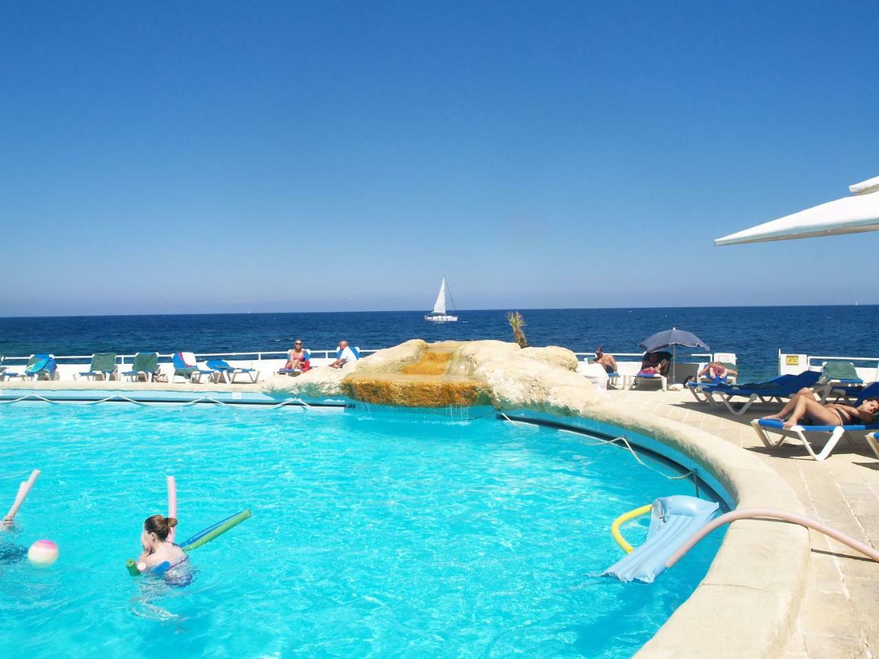 Splendid Apartment, Steps Away From The Sea Sliema Bagian luar foto