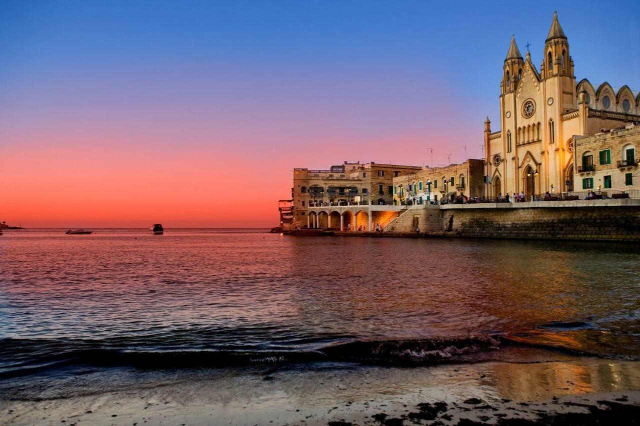Splendid Apartment, Steps Away From The Sea Sliema Bagian luar foto