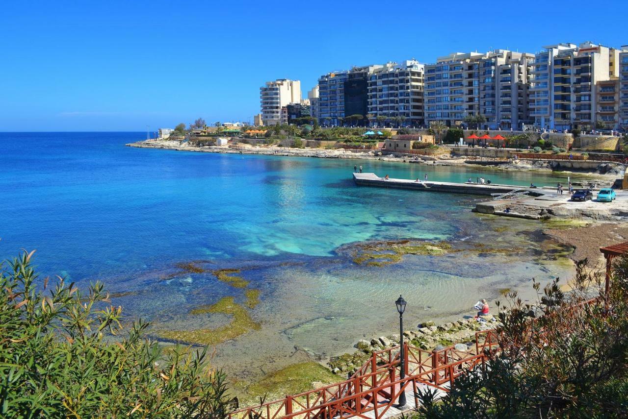 Splendid Apartment, Steps Away From The Sea Sliema Bagian luar foto